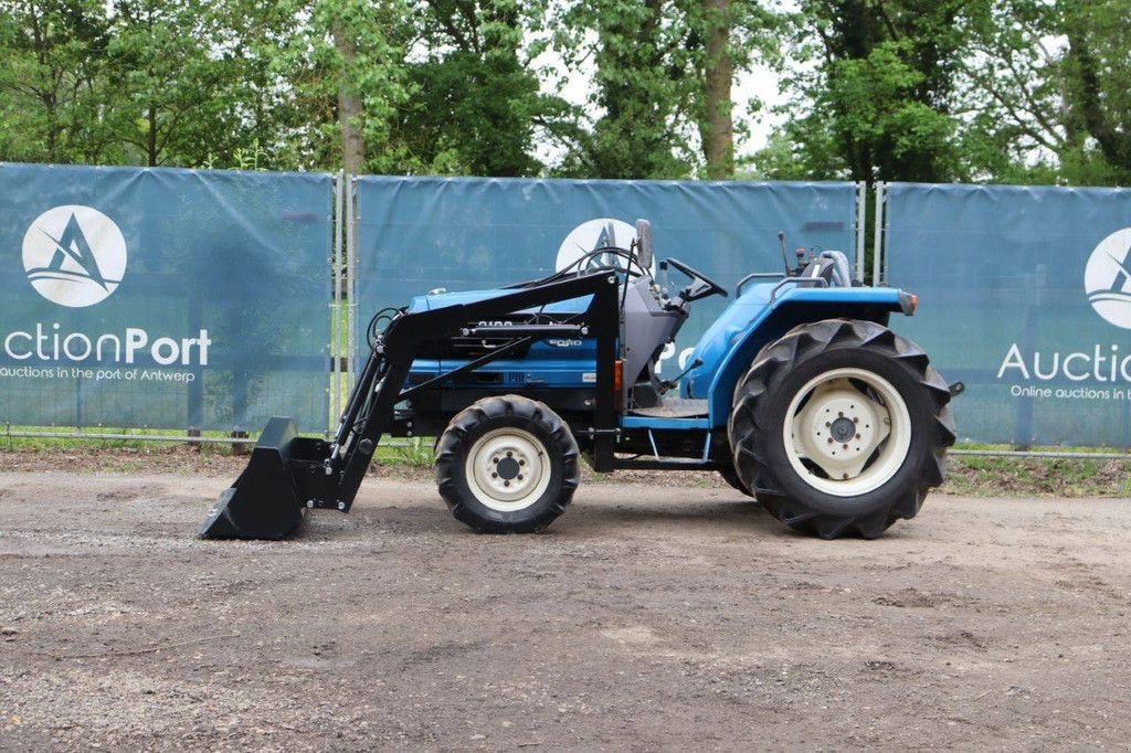 Traktor типа New Holland GL3373, Gebrauchtmaschine в Antwerpen (Фотография 2)
