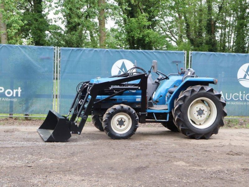 Traktor Türe ait New Holland GL3373, Gebrauchtmaschine içinde Antwerpen (resim 1)