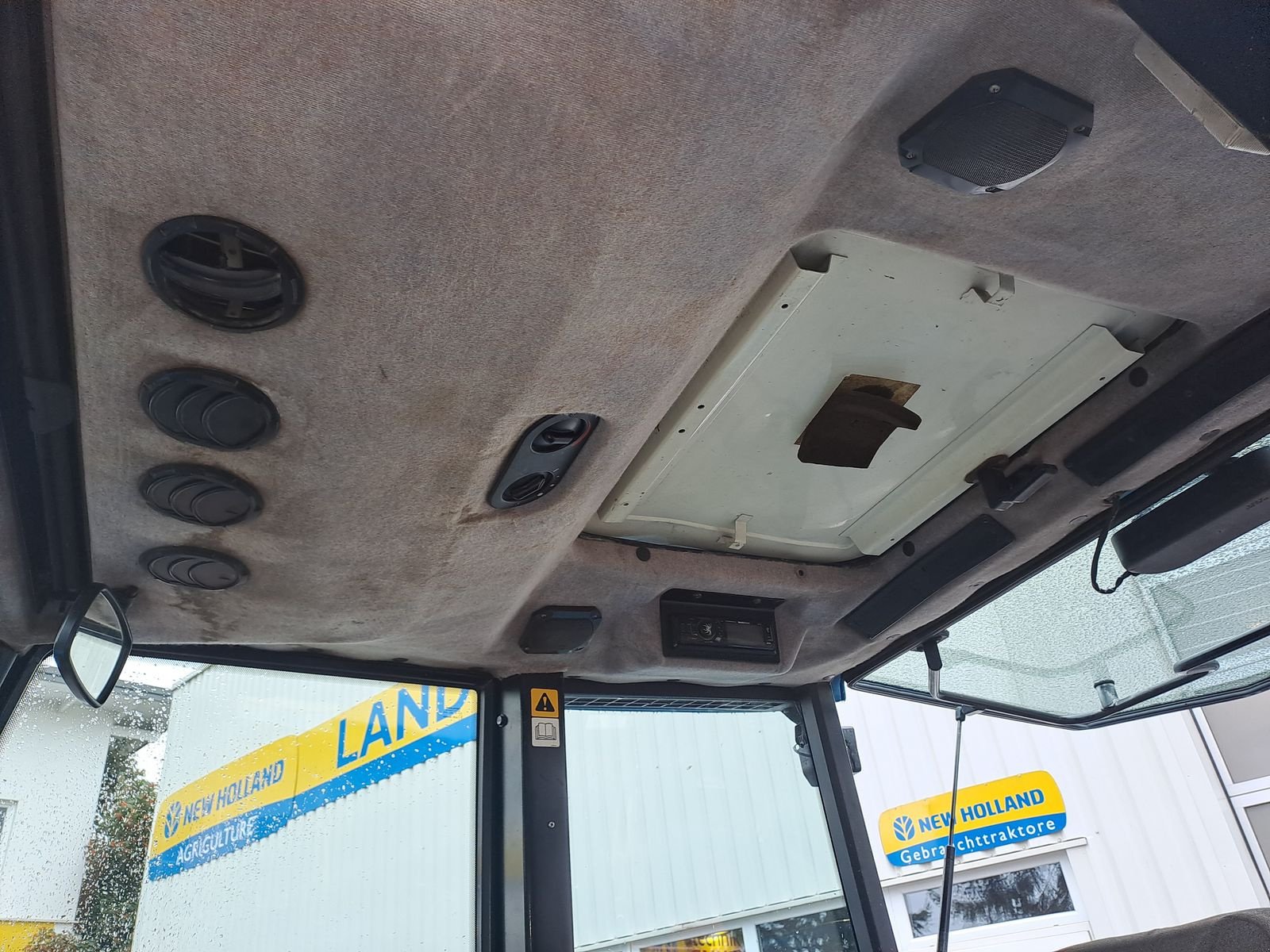 Traktor типа New Holland L 85 DT / 6635 De Luxe, Gebrauchtmaschine в Burgkirchen (Фотография 14)