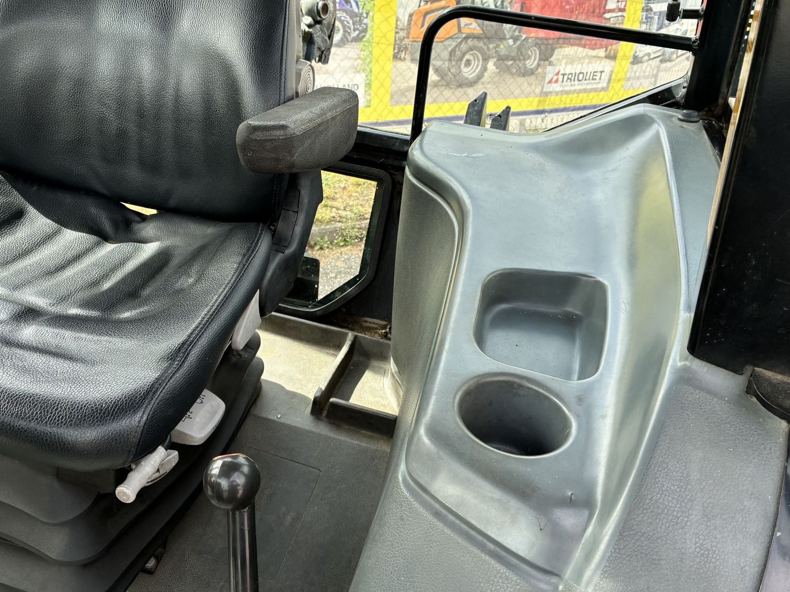 Traktor des Typs New Holland L 85 DT / 6635 De Luxe, Gebrauchtmaschine in Villach (Bild 2)