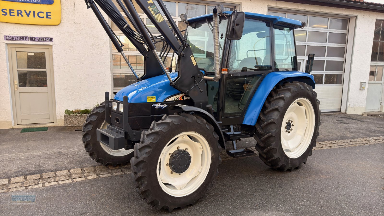 Traktor a típus New Holland L 85 DT, Gebrauchtmaschine ekkor: Vilshofen (Kép 2)