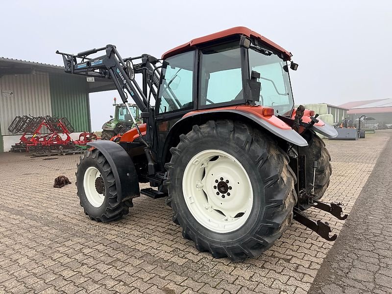 Traktor tipa New Holland L85 mit Frontlader, Gebrauchtmaschine u Steinau  (Slika 7)