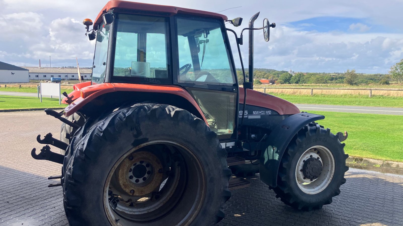 Traktor tipa New Holland L95, Gebrauchtmaschine u Hurup Thy (Slika 7)