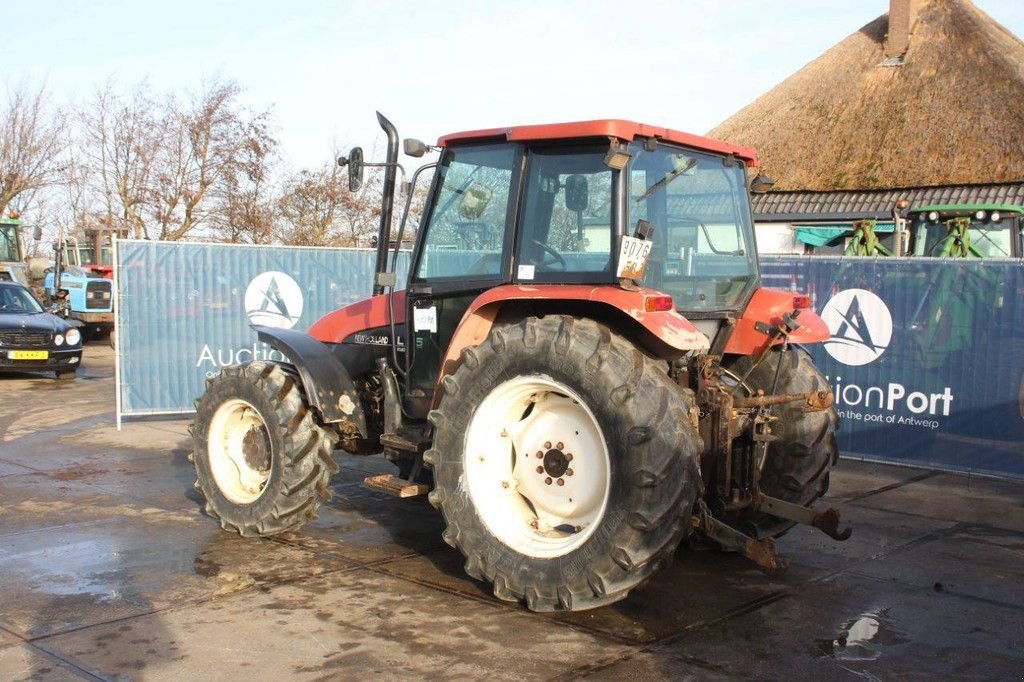 Traktor типа New Holland L95, Gebrauchtmaschine в Antwerpen (Фотография 3)