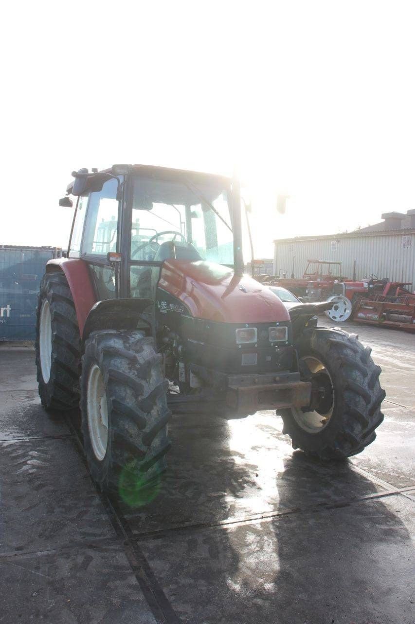 Traktor типа New Holland L95, Gebrauchtmaschine в Antwerpen (Фотография 7)