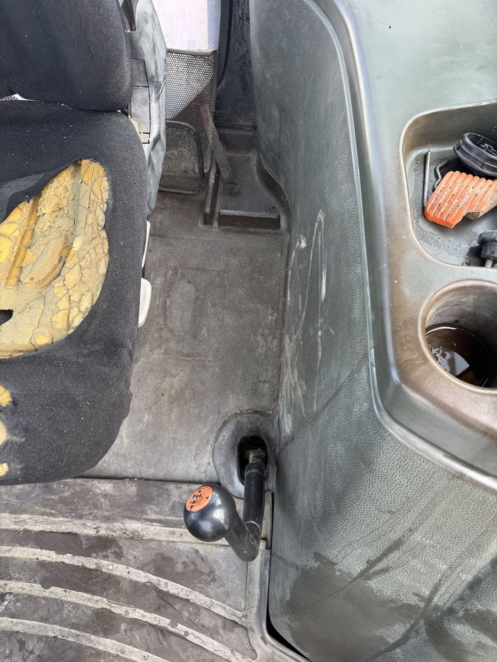 Traktor of the type New Holland L95, Gebrauchtmaschine in Callantsoog (Picture 9)