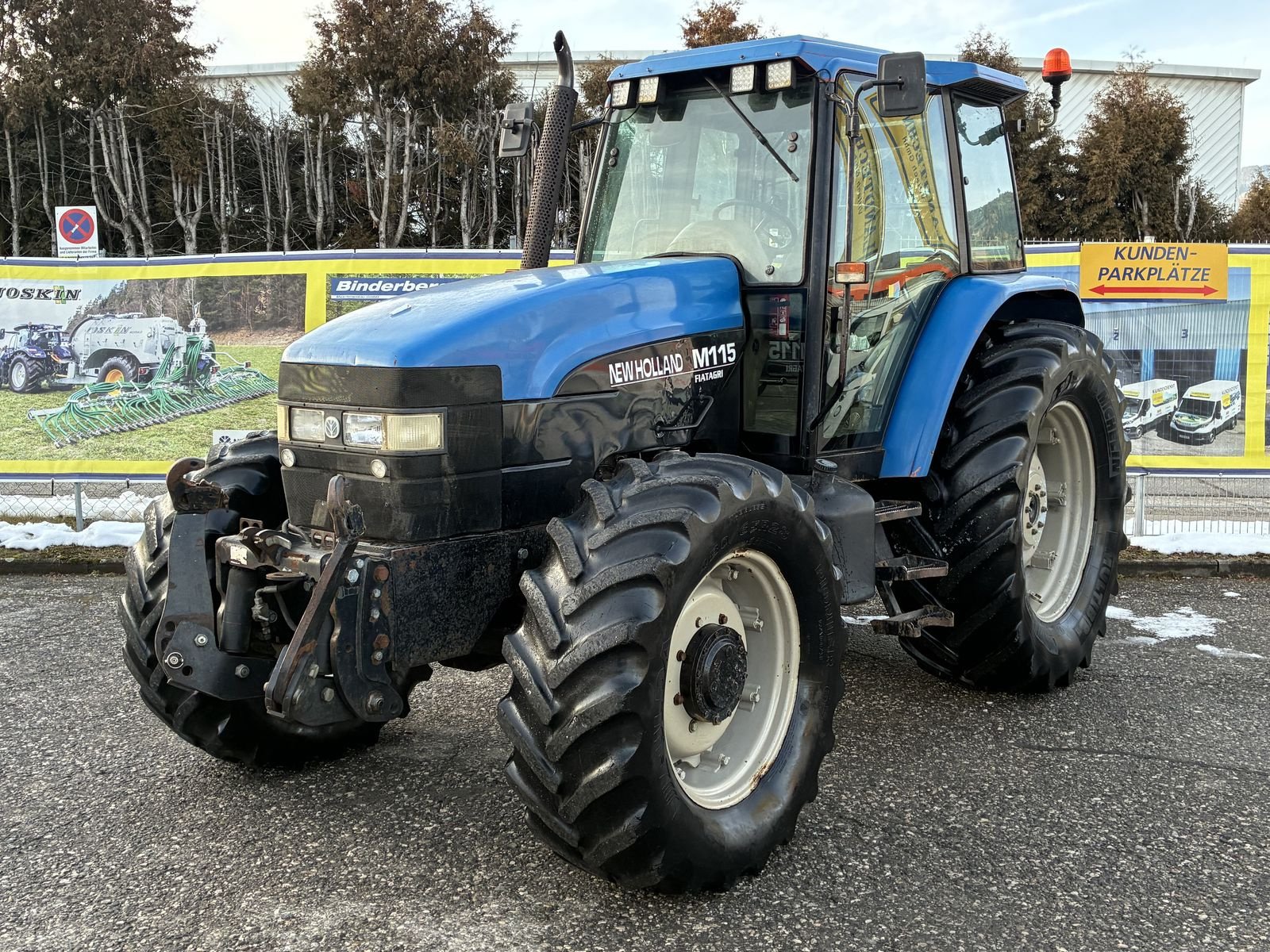 Traktor of the type New Holland M 115/8260, Gebrauchtmaschine in Villach (Picture 1)