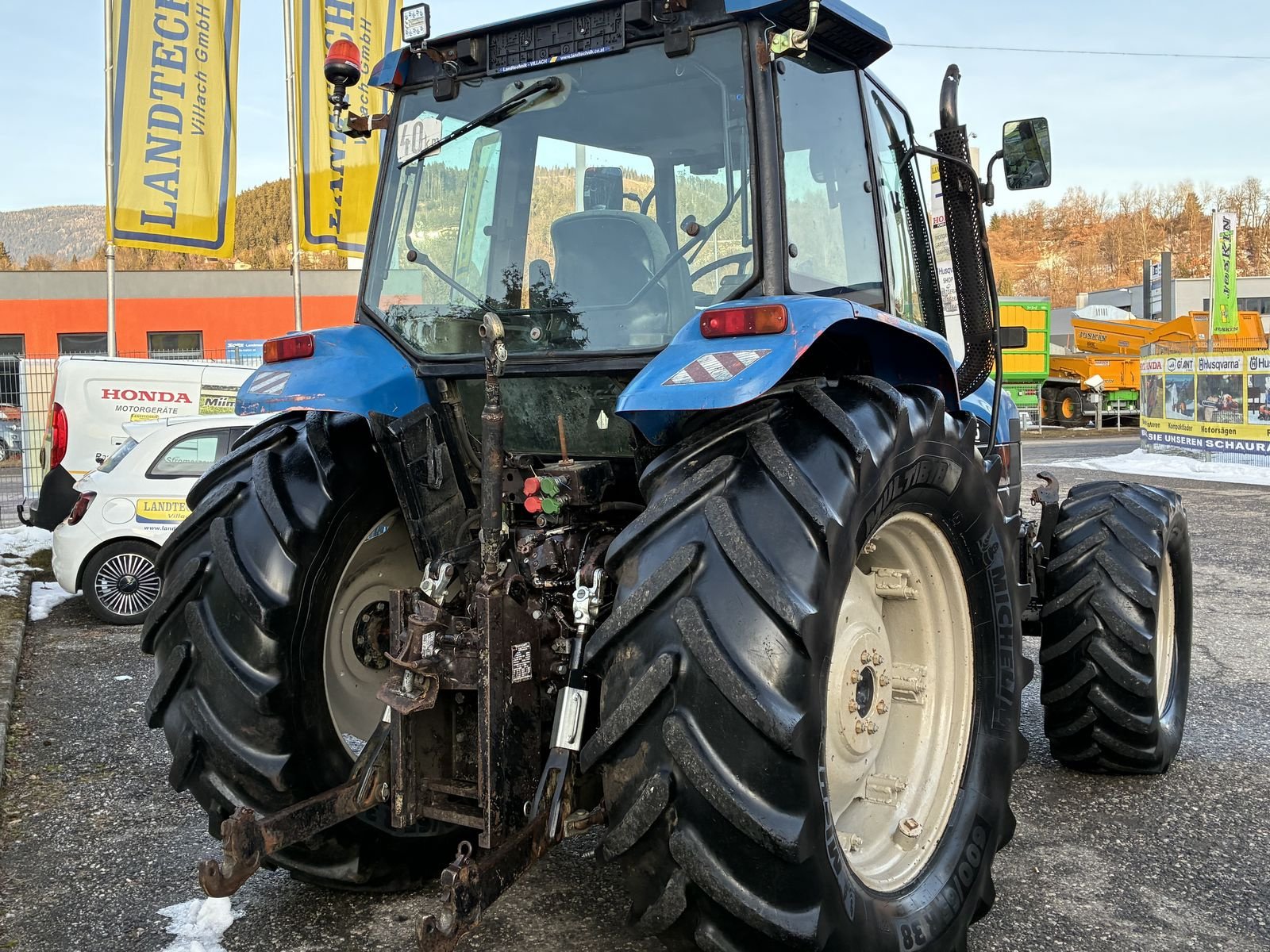 Traktor of the type New Holland M 115/8260, Gebrauchtmaschine in Villach (Picture 3)