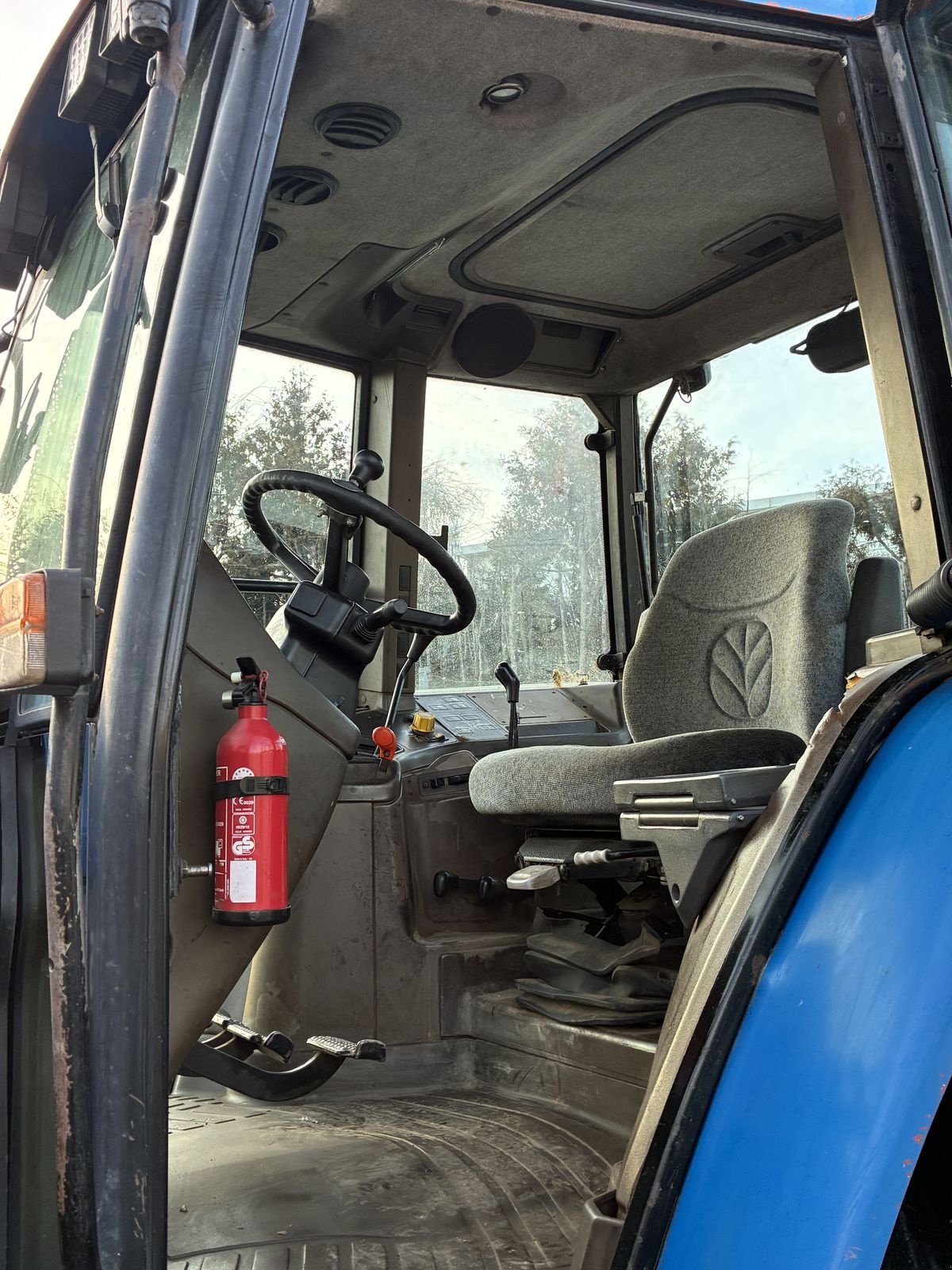 Traktor of the type New Holland M 115/8260, Gebrauchtmaschine in Villach (Picture 5)