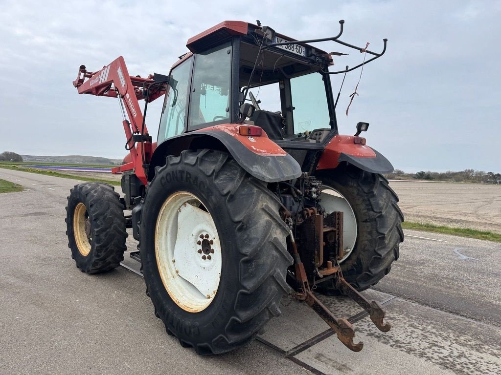 Traktor tip New Holland M100, Gebrauchtmaschine in Callantsoog (Poză 8)