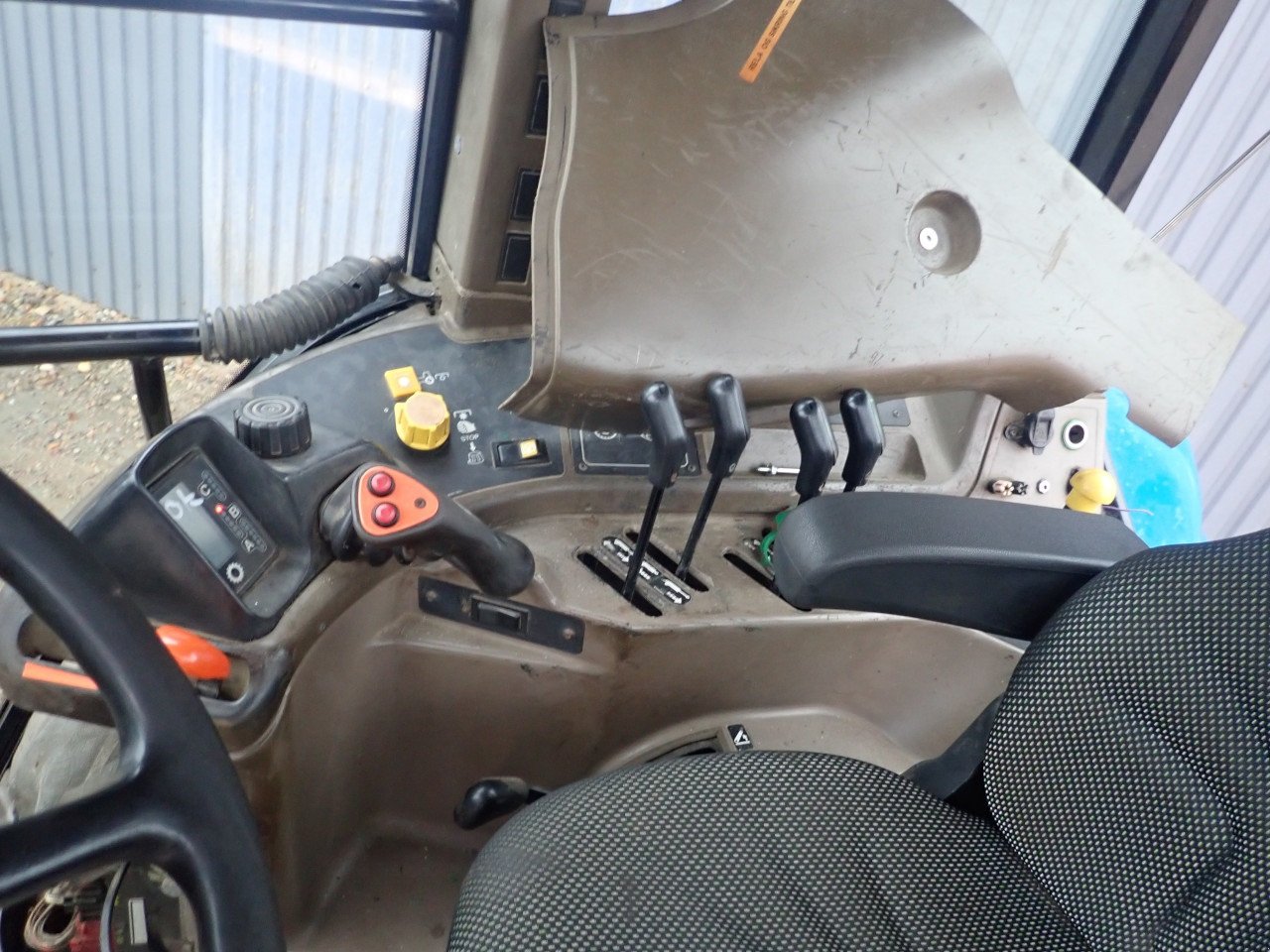 Traktor of the type New Holland M115, Gebrauchtmaschine in Viborg (Picture 10)