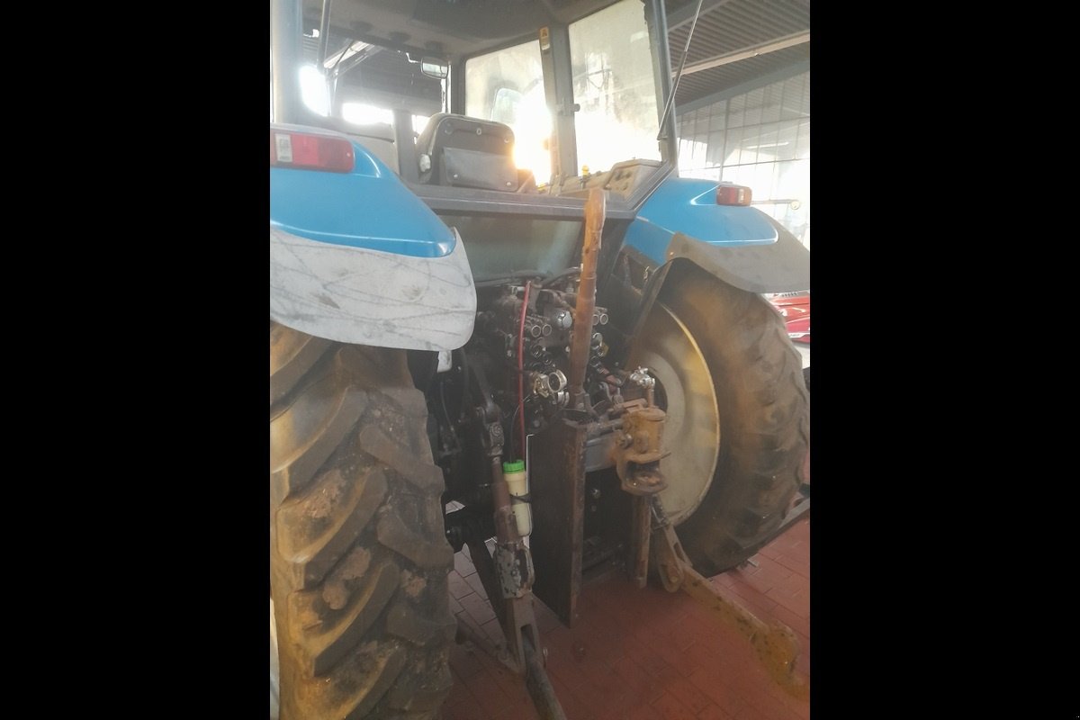 Traktor typu New Holland M135, Gebrauchtmaschine v Viborg (Obrázek 4)
