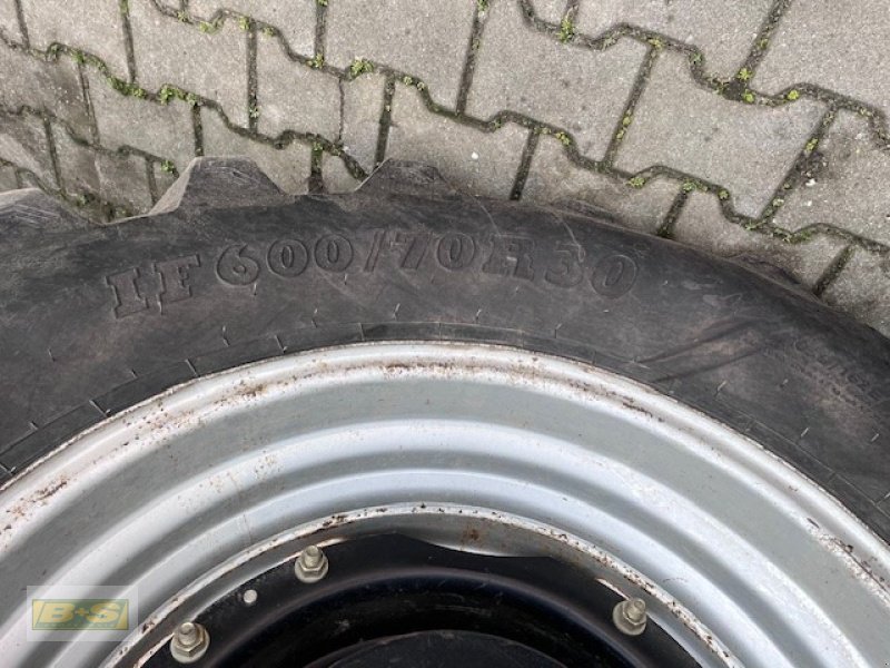 Traktor of the type New Holland MAGNUM 280, Gebrauchtmaschine in Osterburg (Picture 16)