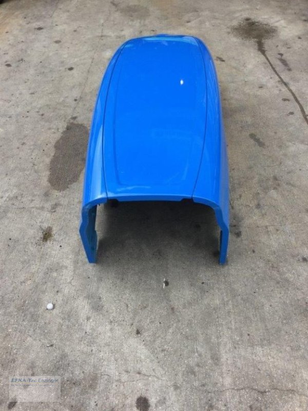 Traktor of the type New Holland Motorhaube T6000, T6, TSA, Gebrauchtmaschine in Ainring (Picture 3)