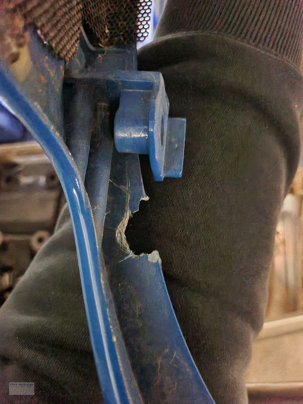 Traktor of the type New Holland Motorhaube T6000, T6, TSA, Gebrauchtmaschine in Ainring (Picture 5)