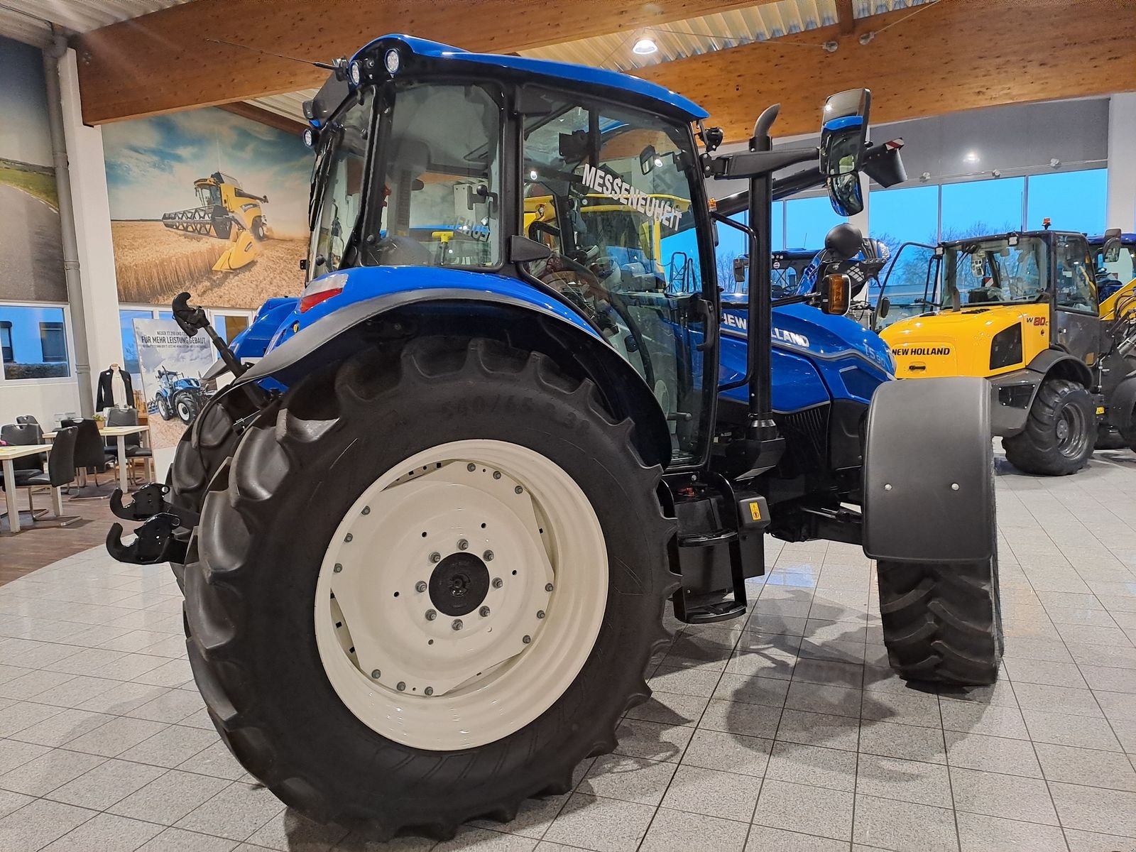 Traktor typu New Holland NEW HOLLAND T5.90 HILO 1.5 CAB, Neumaschine v Burgkirchen (Obrázek 8)