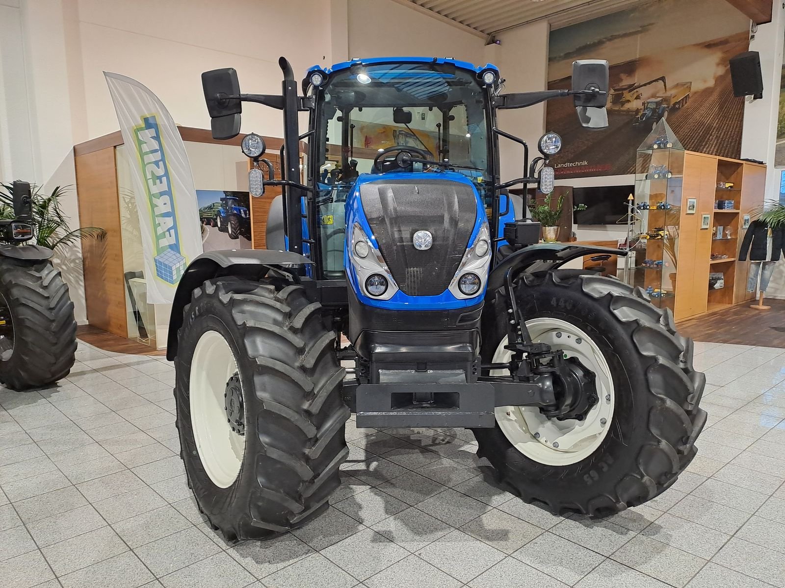 Traktor typu New Holland NEW HOLLAND T5.90 HILO 1.5 CAB, Neumaschine v Burgkirchen (Obrázek 2)