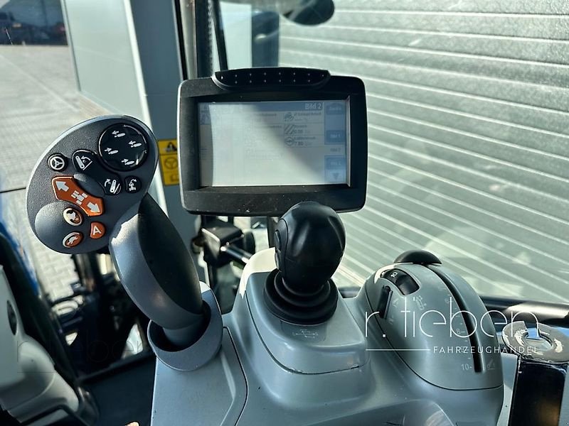 Traktor typu New Holland New Holland T7.185 RC RangeCommand, Gebrauchtmaschine v Haren (Obrázek 18)