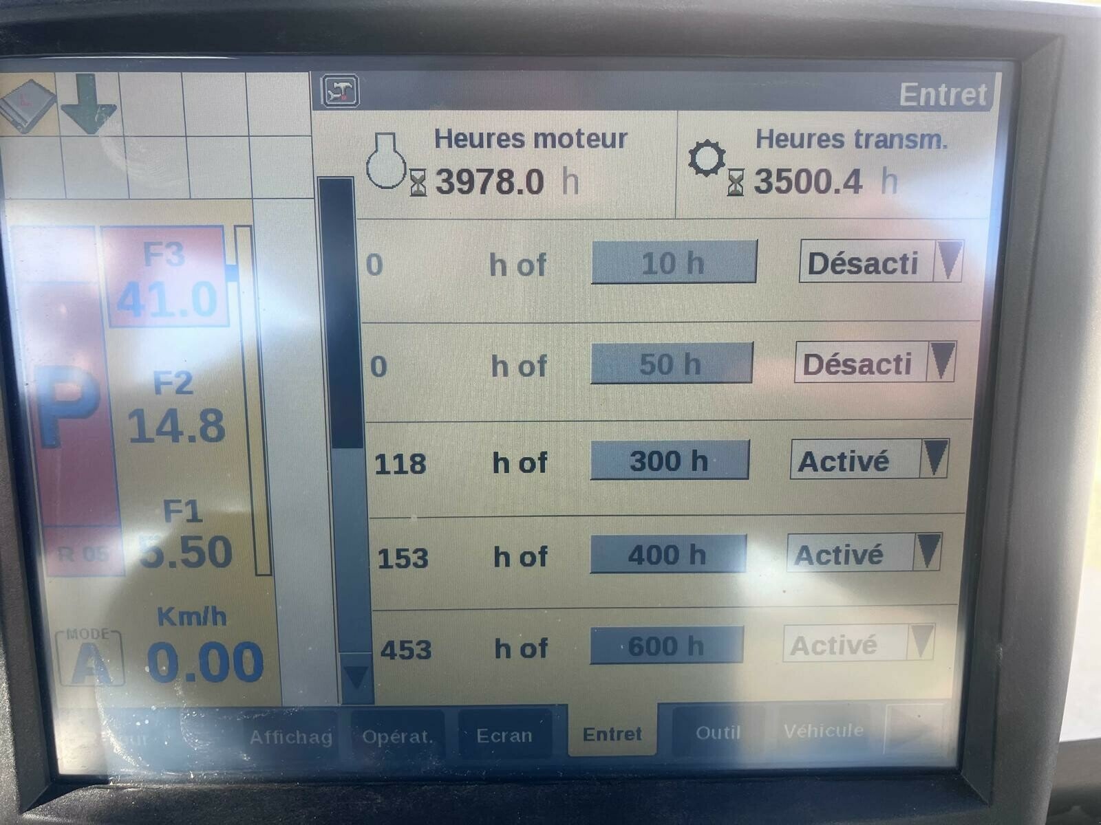 Traktor typu New Holland NEW HOLLAND T8.390, Gebrauchtmaschine v SAINT ANDIOL (Obrázek 10)