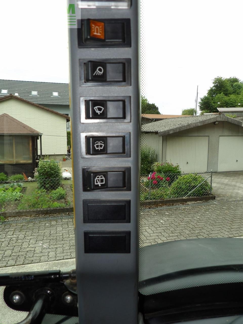 Traktor typu New Holland new holland tn 95 da DA, Gebrauchtmaschine v LYSSACH (Obrázek 8)