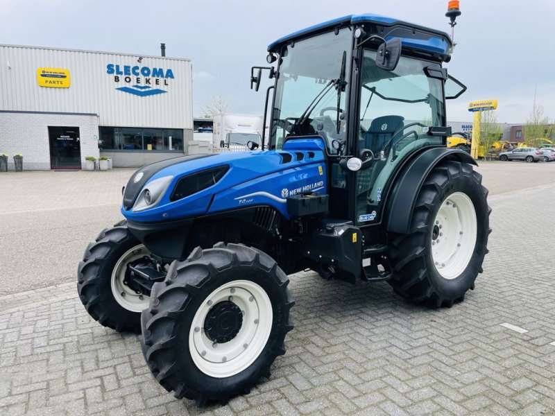 Traktor of the type New Holland NH T4.110F Generation Blue Cab, Gebrauchtmaschine in BOEKEL (Picture 1)