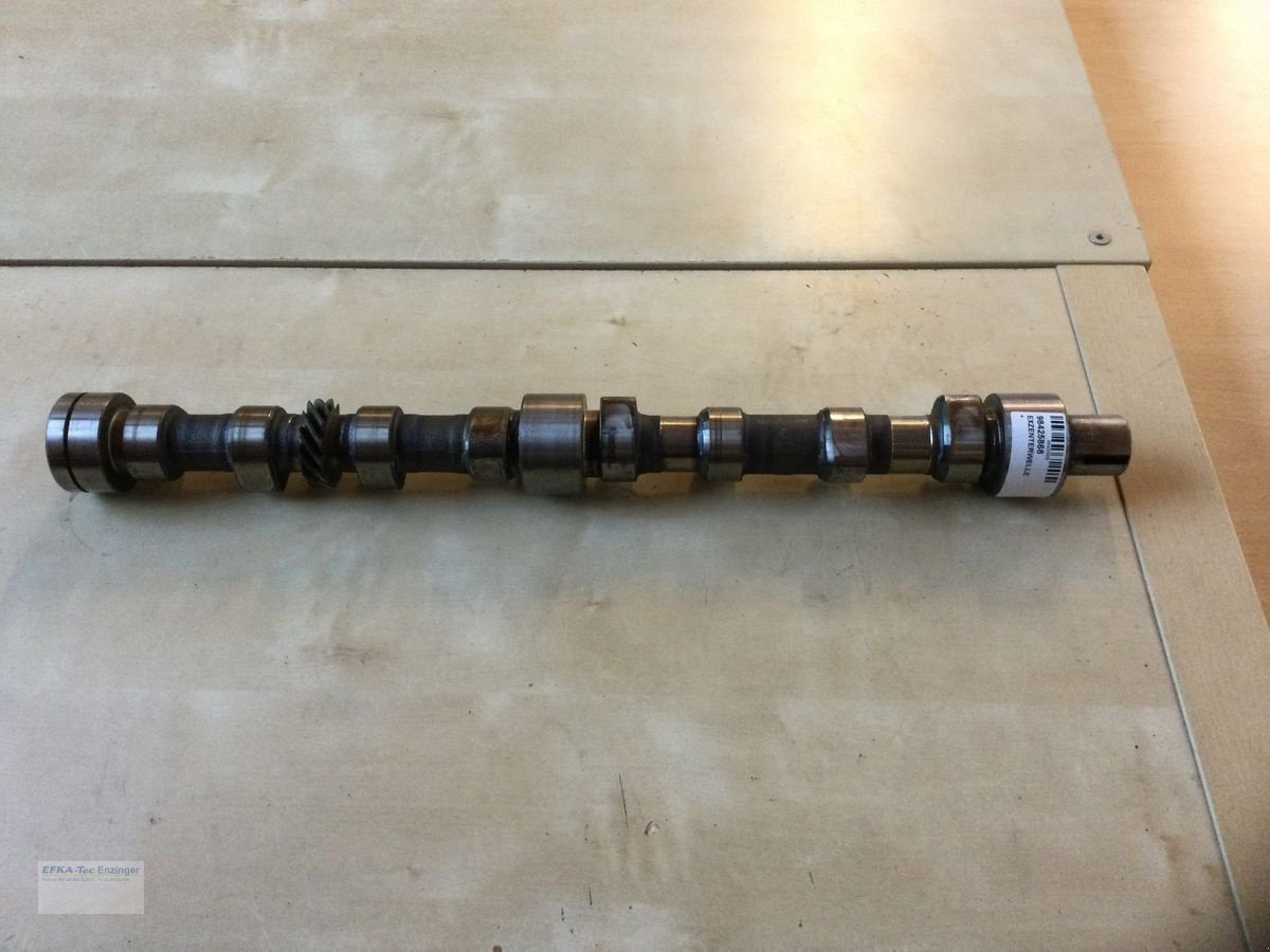 Traktor des Typs New Holland Nockenwelle 989425868 Fiat Ser.90 New Holland L/, Gebrauchtmaschine in Ainring (Bild 5)