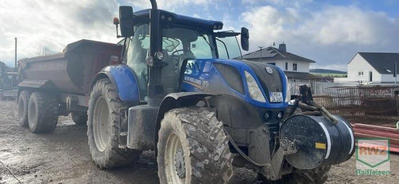 Traktor van het type New Holland Schlepper T 7.245, Gebrauchtmaschine in Diez (Foto 3)
