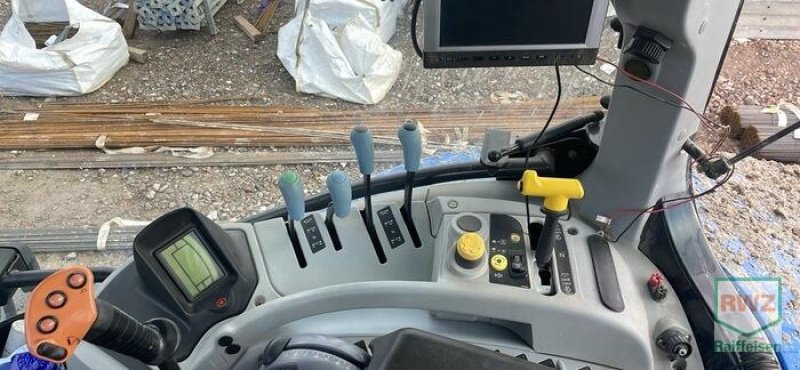 Traktor van het type New Holland Schlepper T 7.245, Gebrauchtmaschine in Diez (Foto 7)