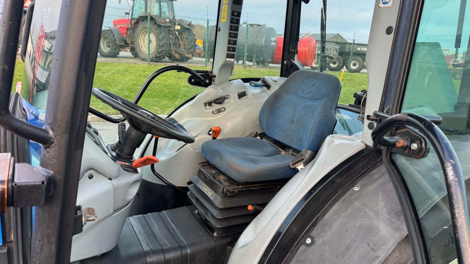 Traktor типа New Holland Smalsportraktor, Gebrauchtmaschine в Ringe (Фотография 20)