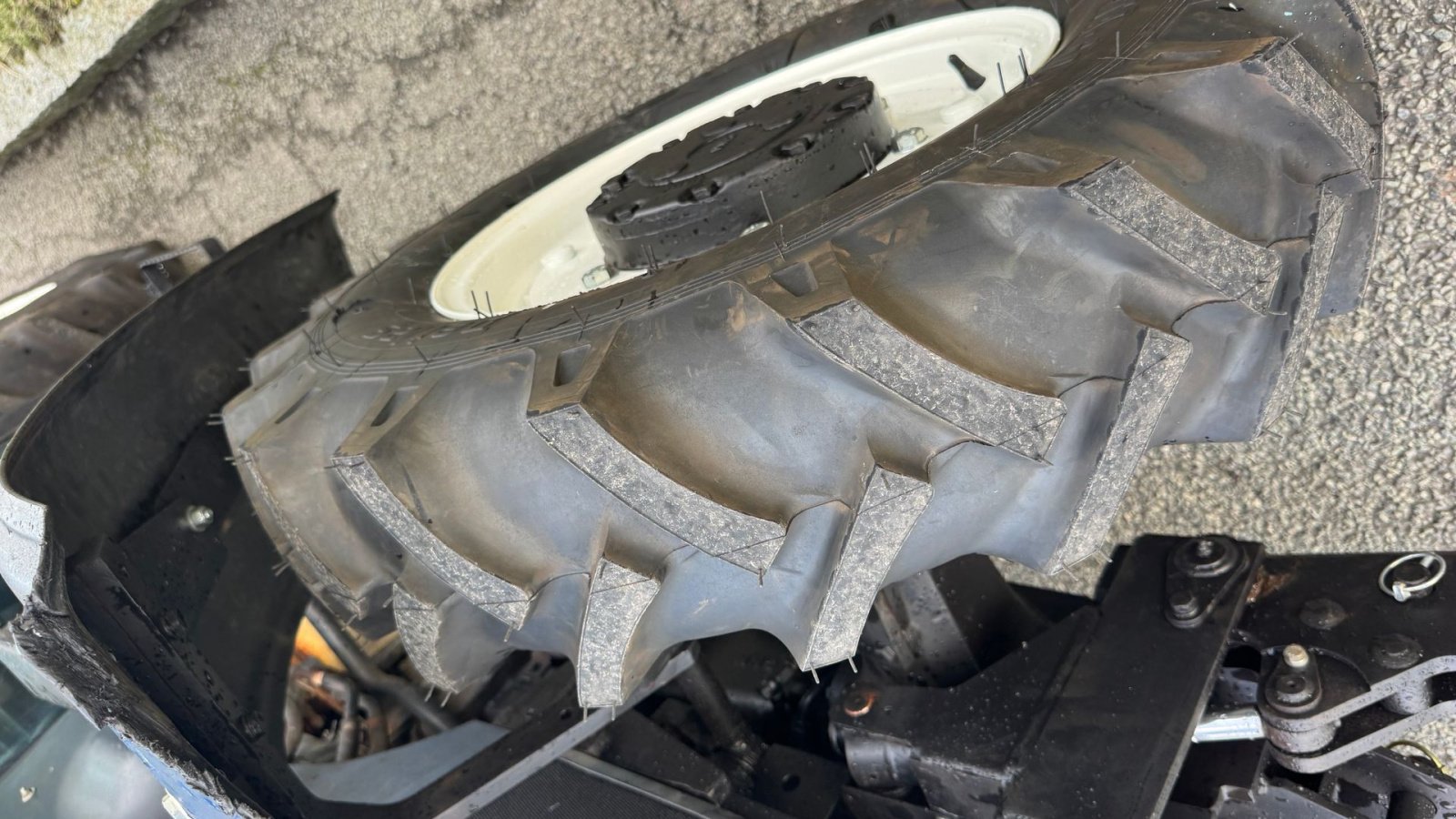 Traktor типа New Holland Smalsportraktor, Gebrauchtmaschine в Ringe (Фотография 15)