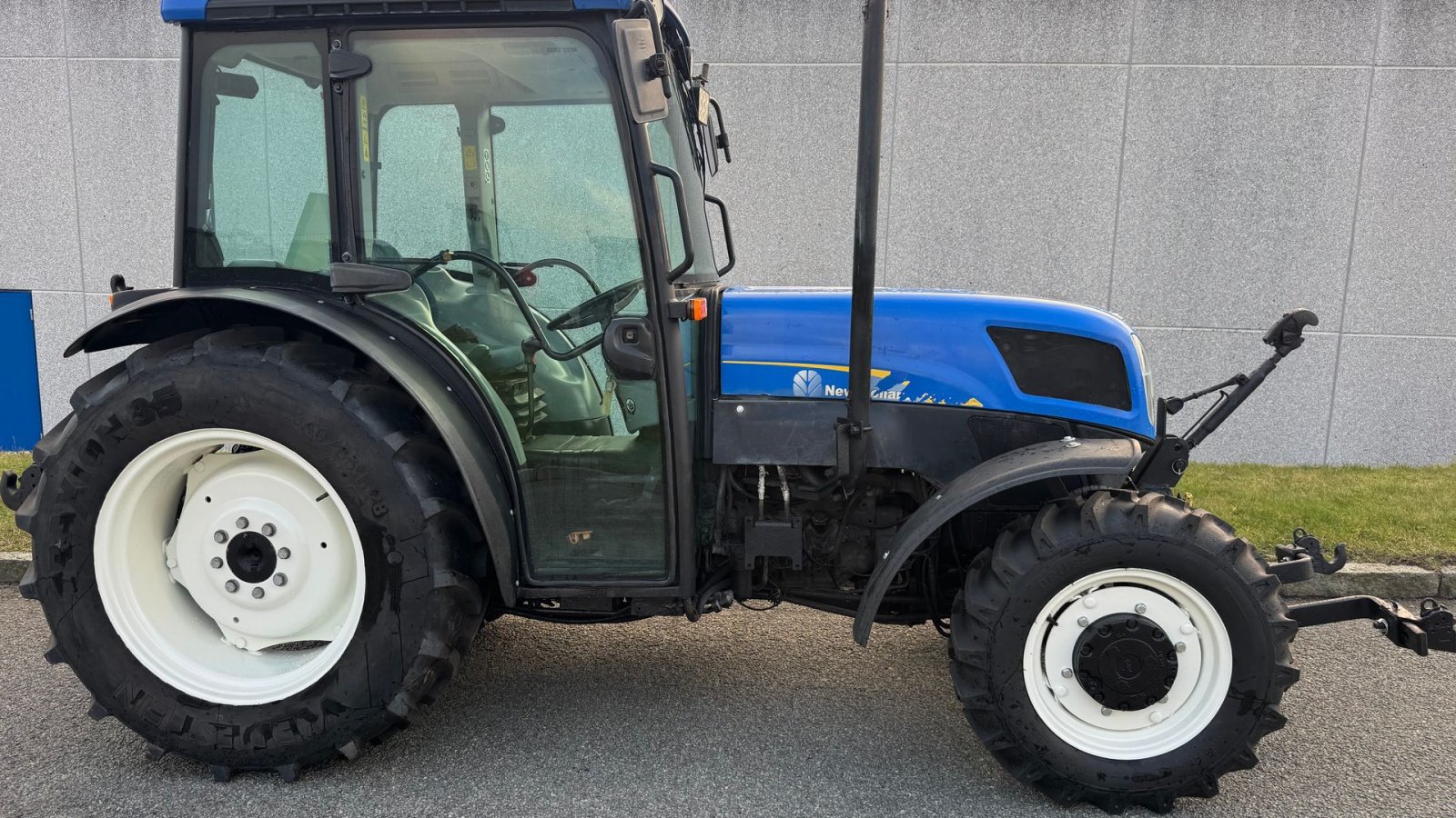 Traktor типа New Holland Smalsportraktor, Gebrauchtmaschine в Ringe (Фотография 1)