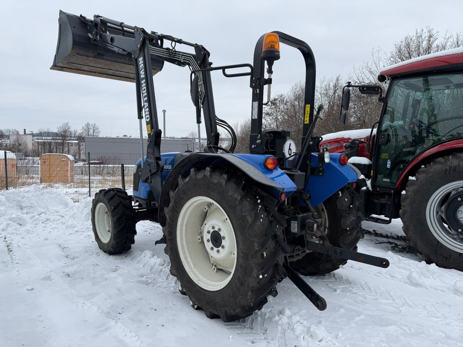 Traktor Türe ait New Holland T 3.50 INKL. FRONTLADER, Gebrauchtmaschine içinde Falkenstein (resim 3)
