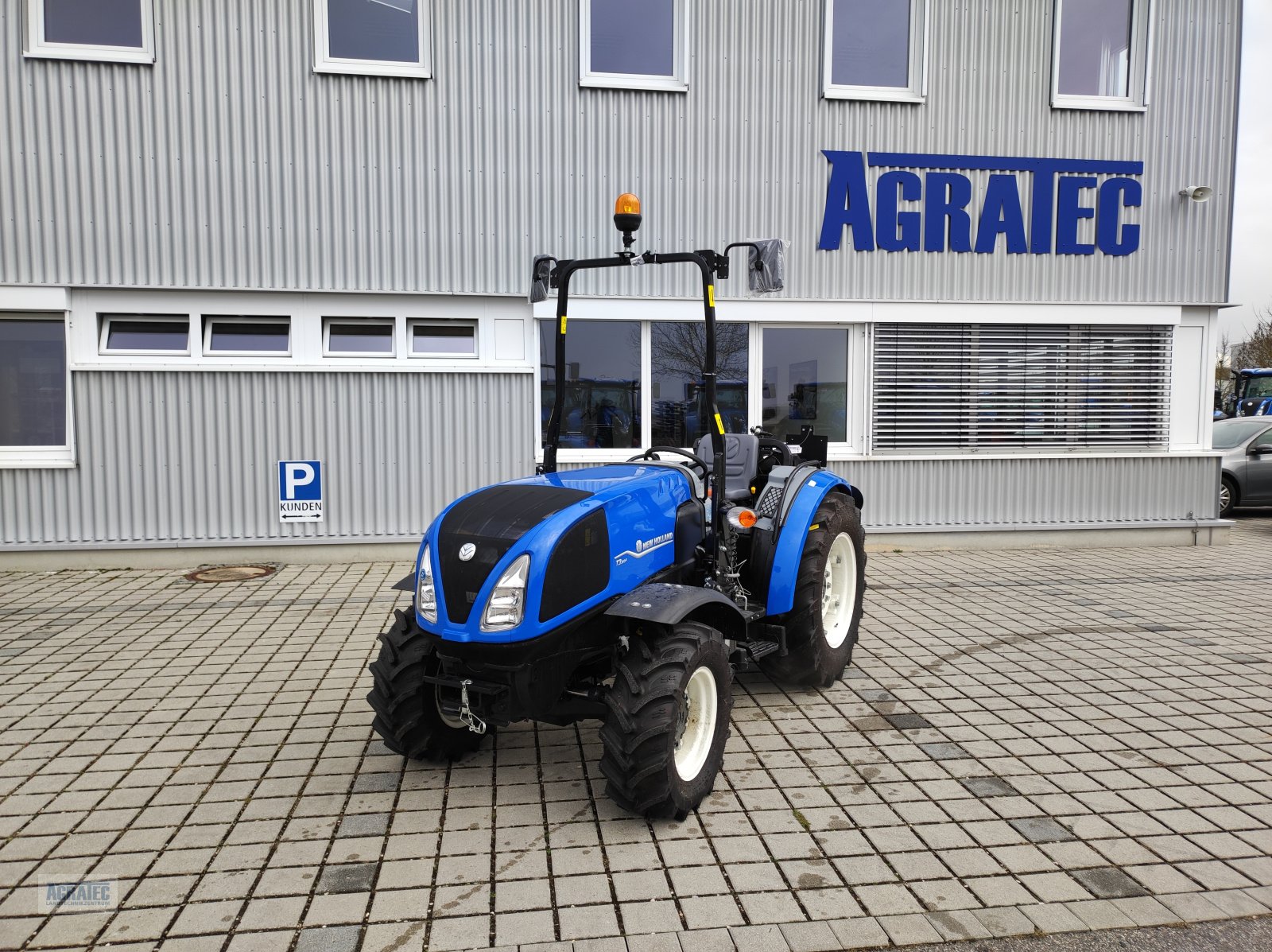 Traktor Türe ait New Holland T 3.60 F, Neumaschine içinde Salching bei Straubing (resim 1)