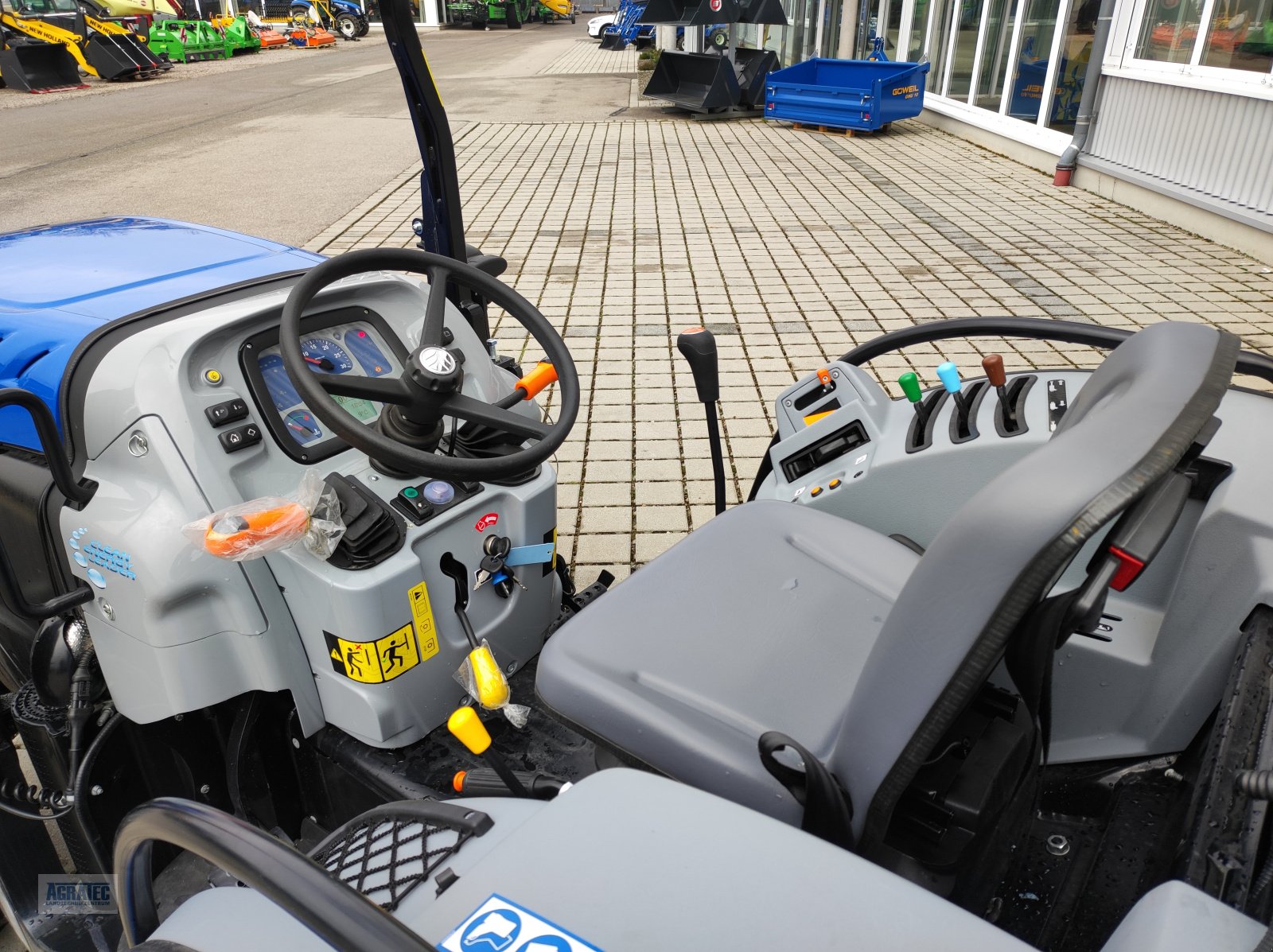 Traktor Türe ait New Holland T 3.60 F, Neumaschine içinde Salching bei Straubing (resim 8)