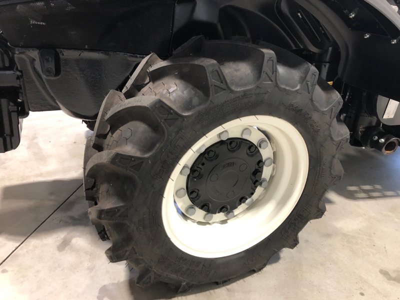 Traktor typu New Holland T 3.60 F, Neumaschine v Ebersbach (Obrázek 5)