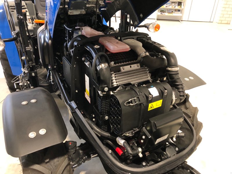 Traktor typu New Holland T 3.60 F, Neumaschine v Ebersbach (Obrázek 11)