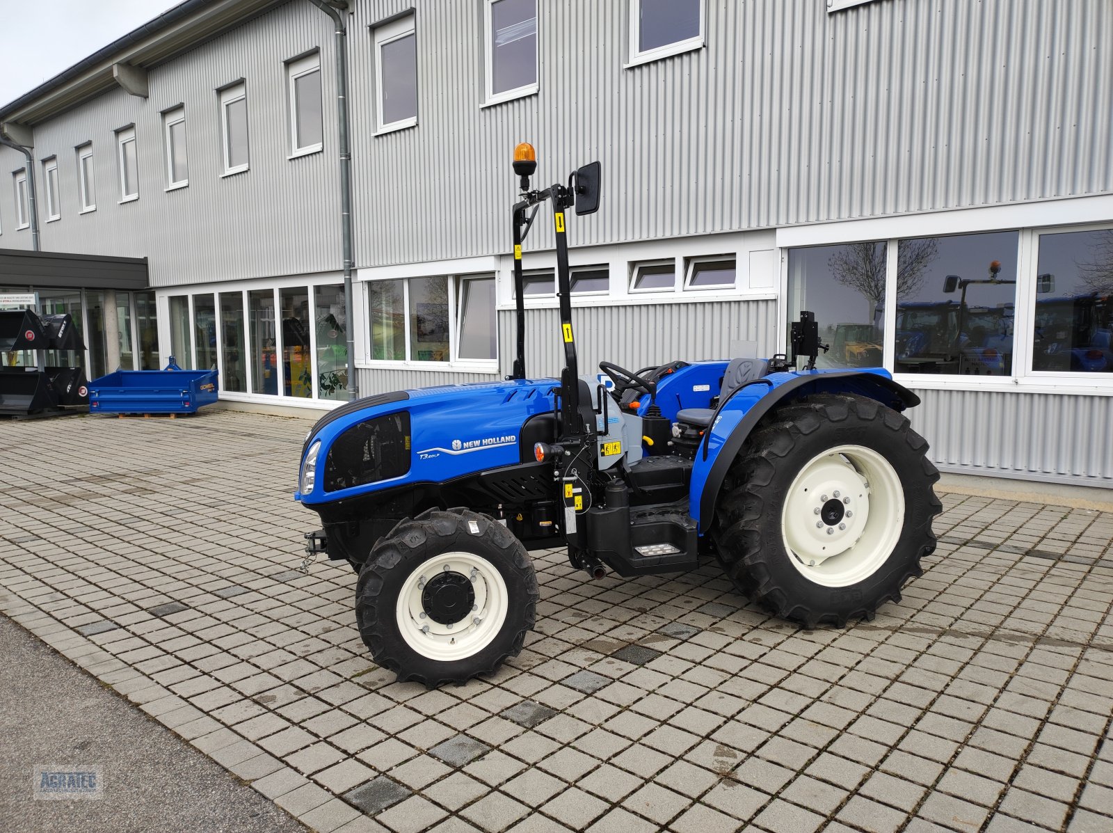 Traktor Türe ait New Holland T 3.60 LP, Neumaschine içinde Salching bei Straubing (resim 3)