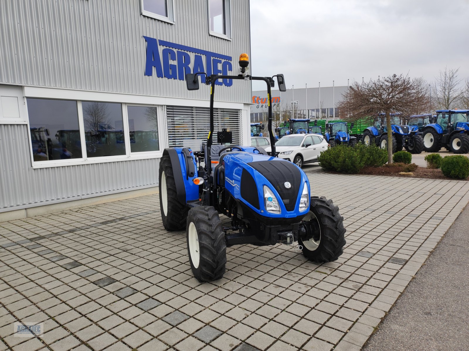 Traktor a típus New Holland T 3.60 LP, Neumaschine ekkor: Salching bei Straubing (Kép 4)