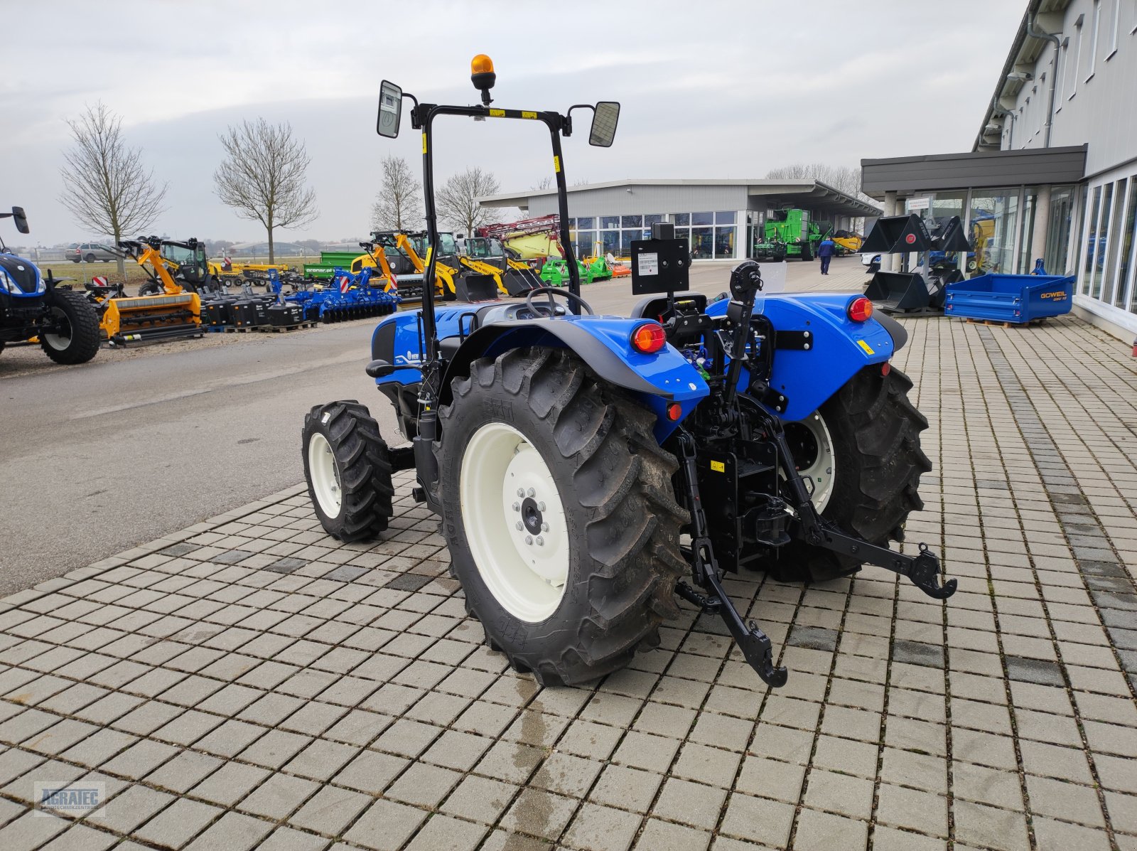 Traktor a típus New Holland T 3.60 LP, Neumaschine ekkor: Salching bei Straubing (Kép 7)