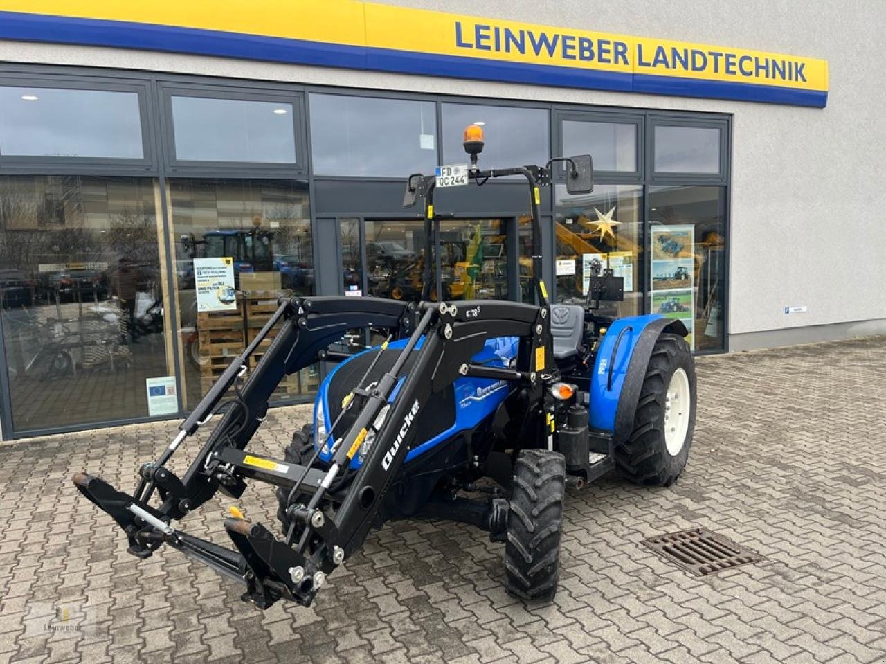 Traktor tip New Holland T 3.60 SC, Neumaschine in Neuhof - Dorfborn (Poză 1)