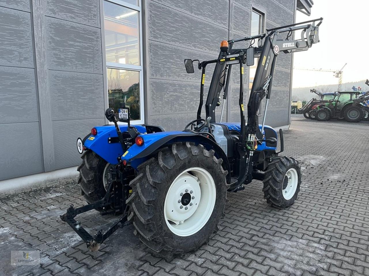 Traktor del tipo New Holland T 3.80 SC, Neumaschine In Neuhof - Dorfborn (Immagine 3)