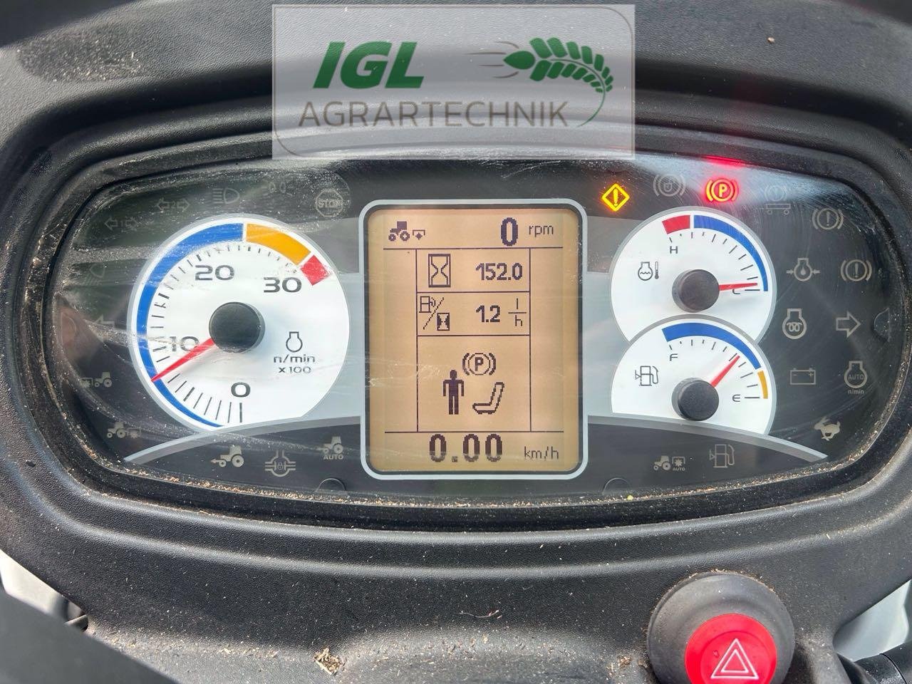 Traktor of the type New Holland T 4,75, Gebrauchtmaschine in Nabburg (Picture 10)