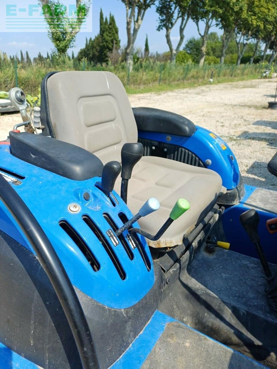 Traktor typu New Holland t 4030 f, Gebrauchtmaschine v ST ANDIOL (Obrázek 4)