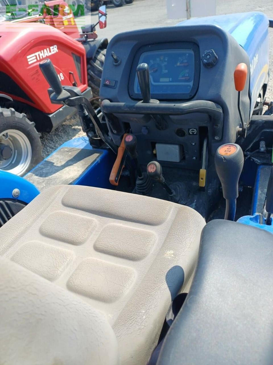 Traktor typu New Holland t 4030 f, Gebrauchtmaschine v ST ANDIOL (Obrázek 7)