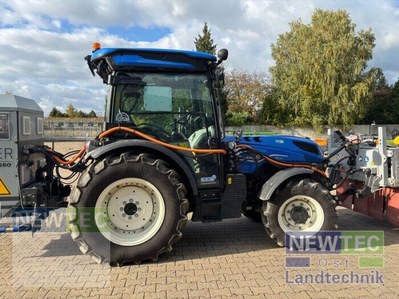 Traktor typu New Holland T 4.100 F CAB, Gebrauchtmaschine v Treuenbrietzen (Obrázek 3)