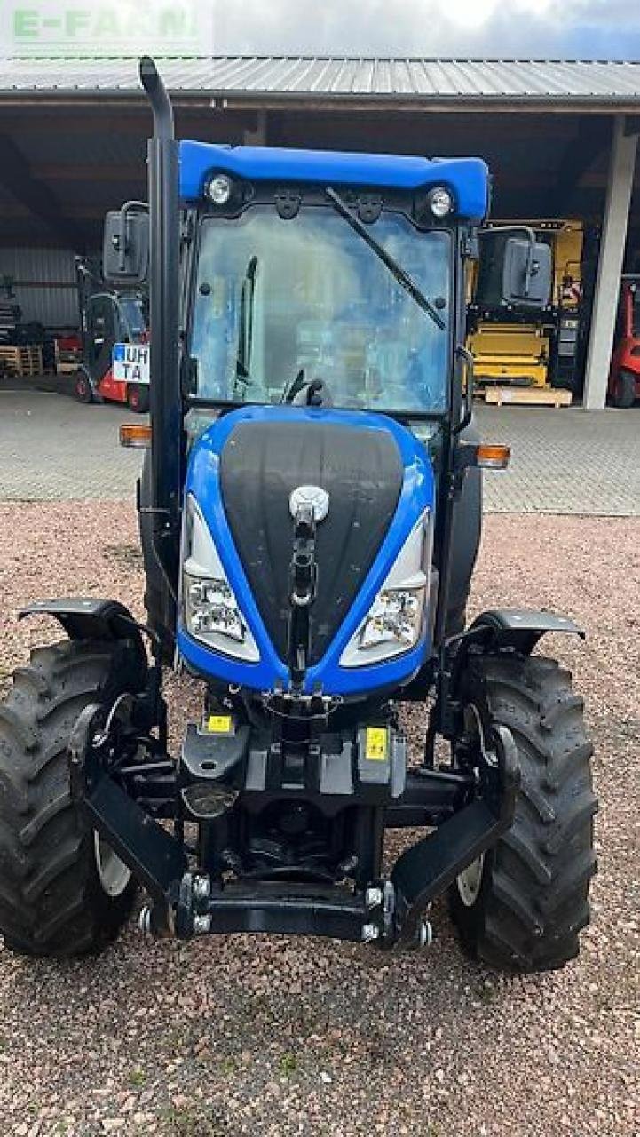 Traktor типа New Holland t 4.100 f schmalspur obstbau weinbau F, Gebrauchtmaschine в ANRODE / OT LENGEFELD (Фотография 9)