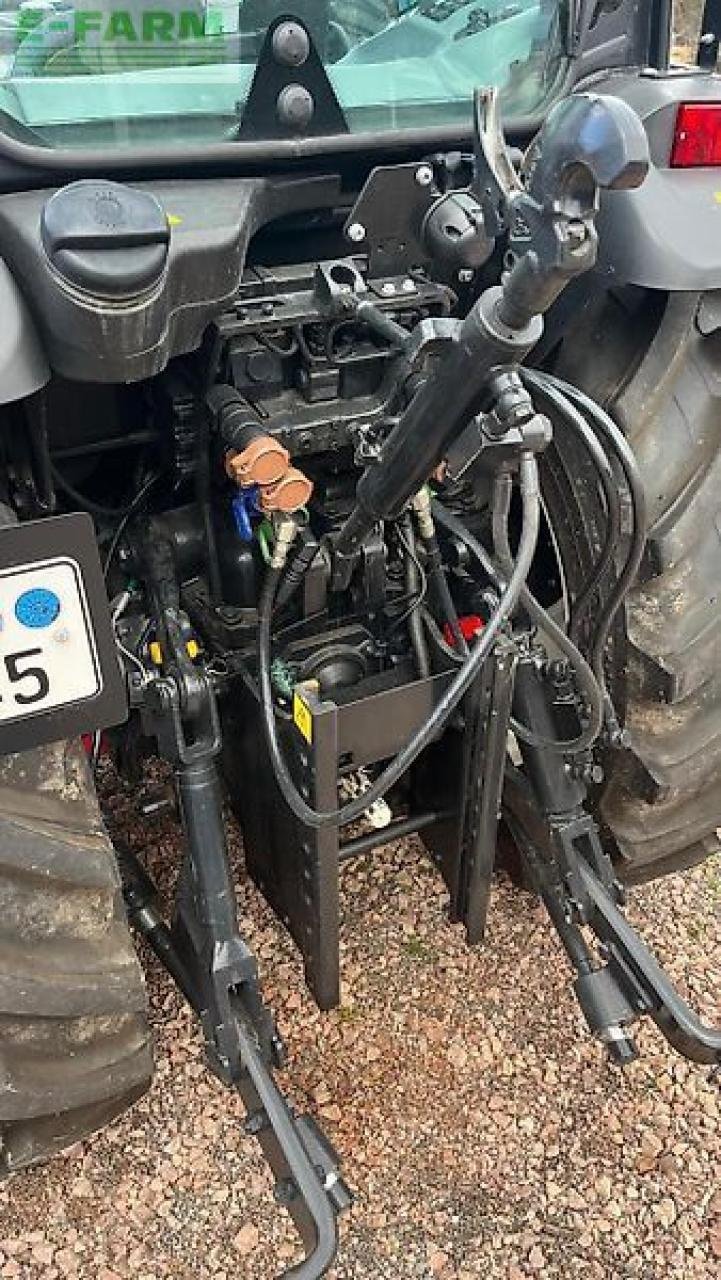 Traktor типа New Holland t 4.100 f schmalspur obstbau weinbau F, Gebrauchtmaschine в ANRODE / OT LENGEFELD (Фотография 10)