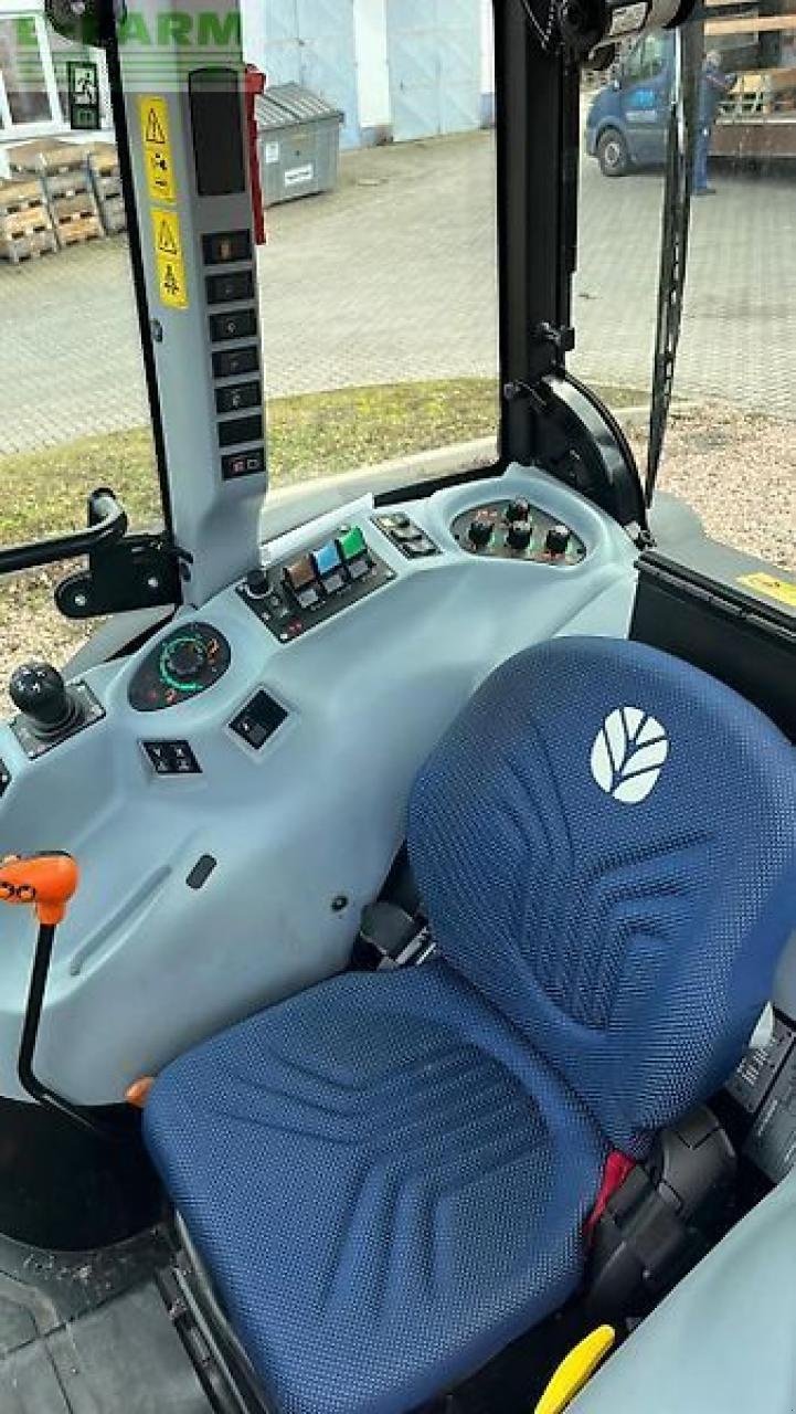 Traktor типа New Holland t 4.100 f schmalspur obstbau weinbau F, Gebrauchtmaschine в ANRODE / OT LENGEFELD (Фотография 12)