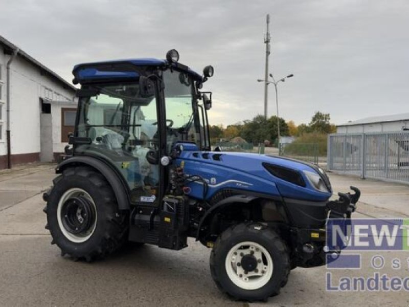 Traktor типа New Holland T 4.100 V, Neumaschine в Küstriner Vorland / OT Manschnow (Фотография 1)
