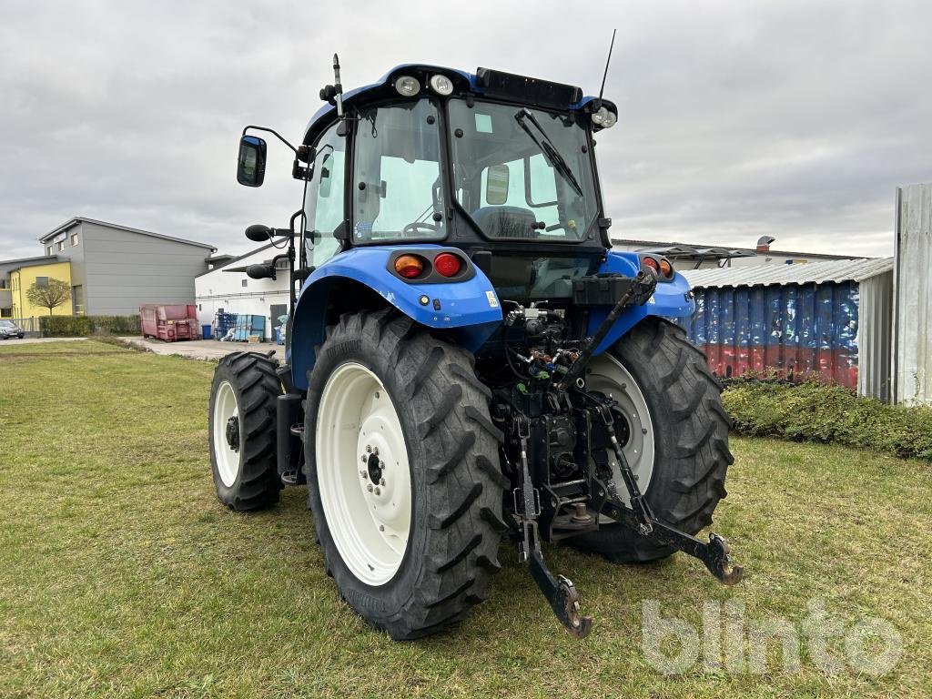 Traktor типа New Holland T 4.105, Gebrauchtmaschine в Düsseldorf (Фотография 4)